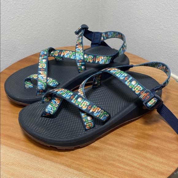 Men’s Chaco Summer of 69 Z/Cloud 2 Sandal Woodstock Peace & Love Print Size 11 - Picture 2 of 16